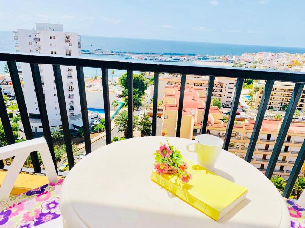 Amazing Views To Los Cristianos Bay In Achacay Arona  Luaran gambar